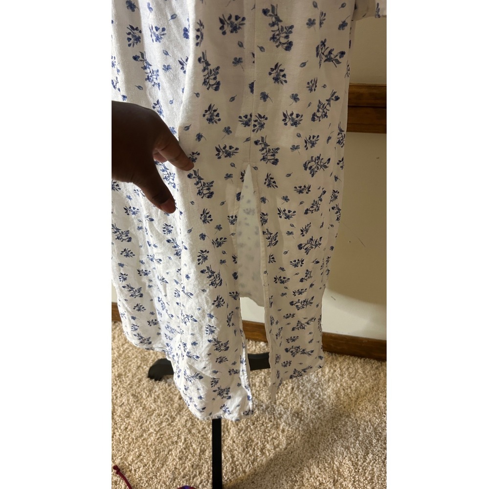 House of Harlow 1960 Floral Smocked Midi Dress Womens Large White Blue Excellent - Picture 5 of 9